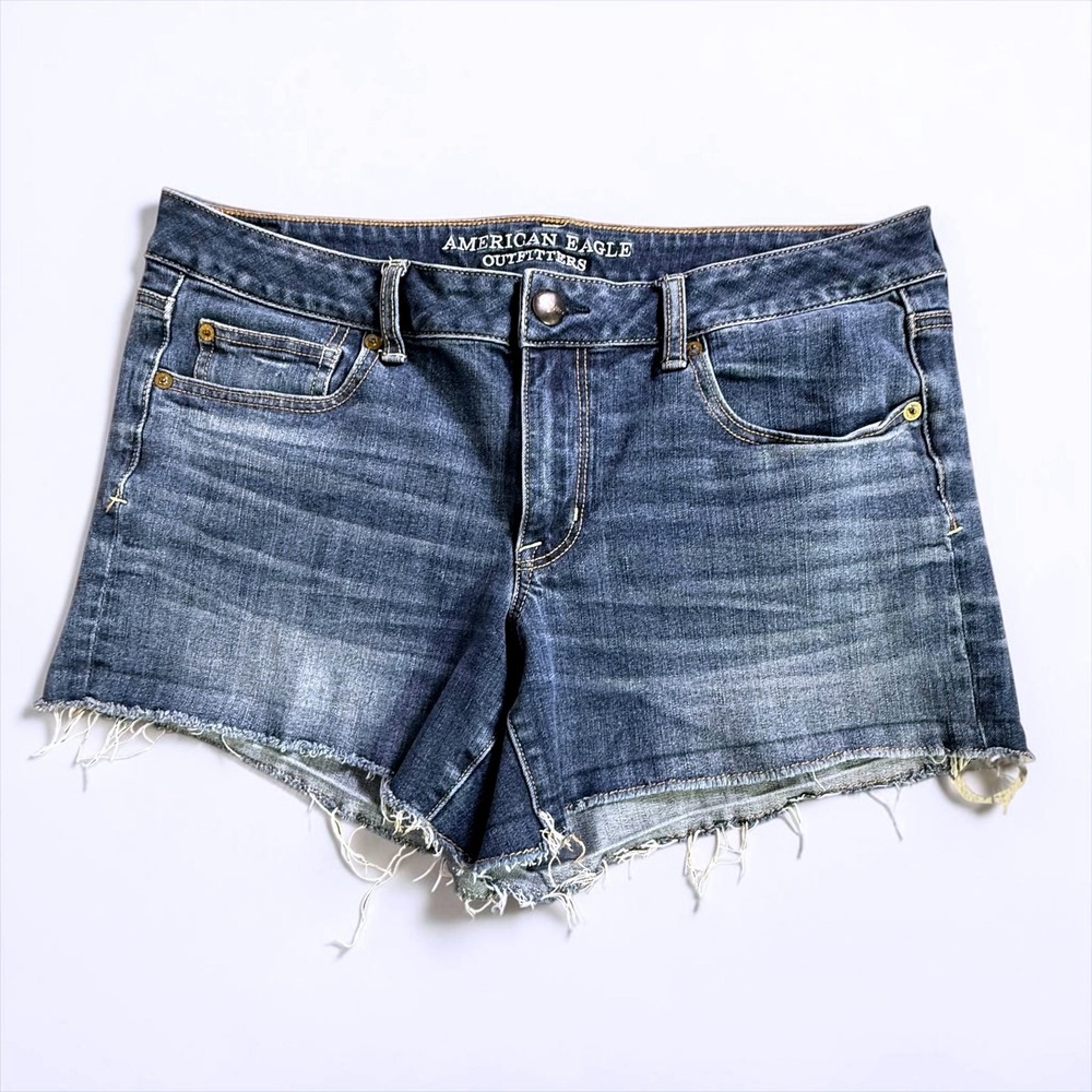 American Eagle Shortie Denim Shorts Medium Wash Raw Hem Super Stretch Womens 14
